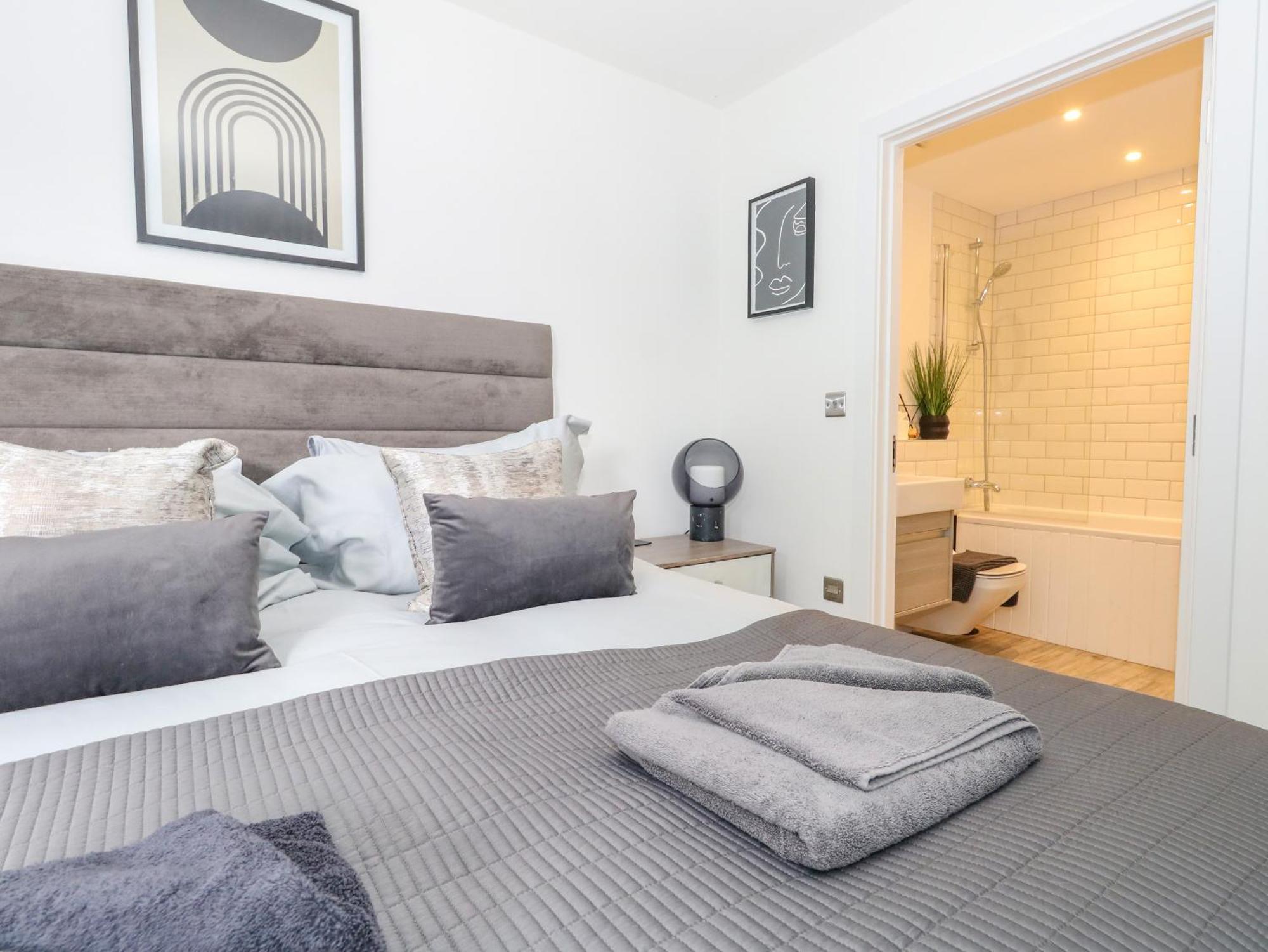 66A Danecourt Road Villa Poole Eksteriør bilde