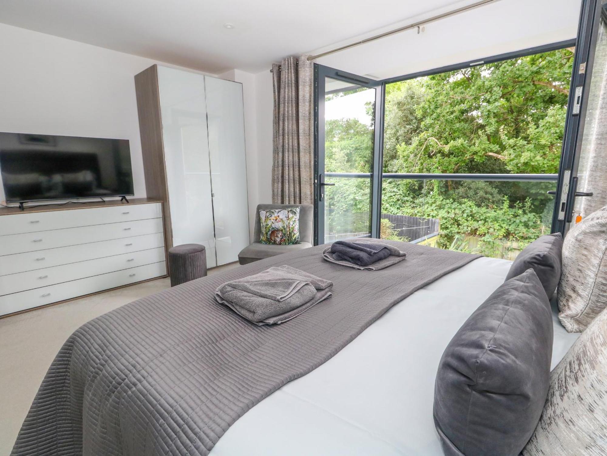 66A Danecourt Road Villa Poole Eksteriør bilde